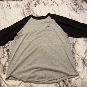 Men’s huf brand 3/4 sleeve baseball tee